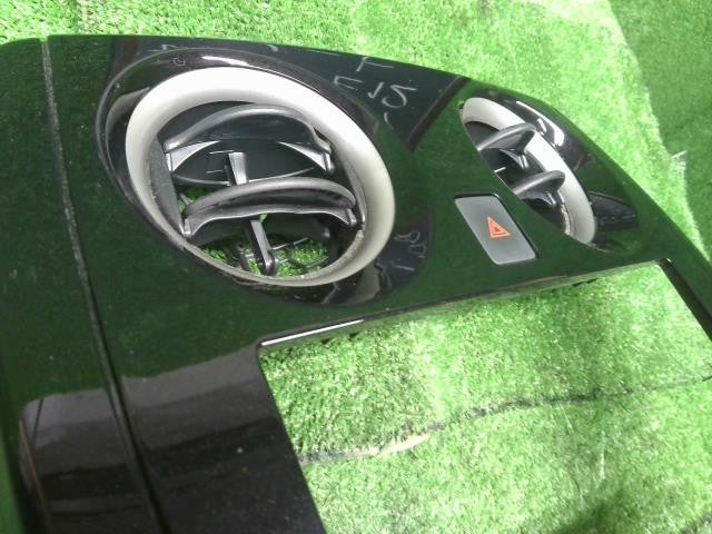 ノート DBA-E12 クラスターパネル オーディオパネル ナビパネル 後期用 ステー付 68260-5WK0B 自社品番250067