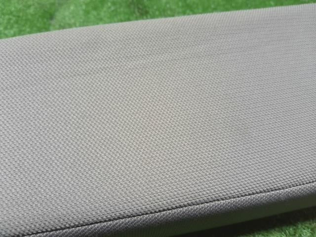 フリード DAA-GP3 アームレスト フロント右側 81180-SYY-J11ZE 自社品番250073