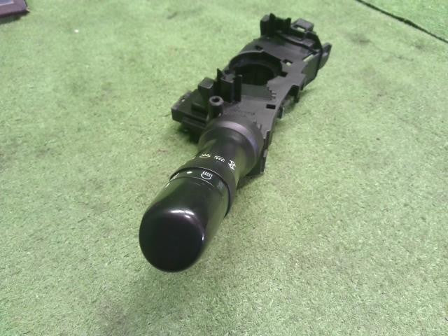 プリウス DAA-ZVW30 ディマースイッチ コンビネーション ライトSW 84140-42080 自社品番250076