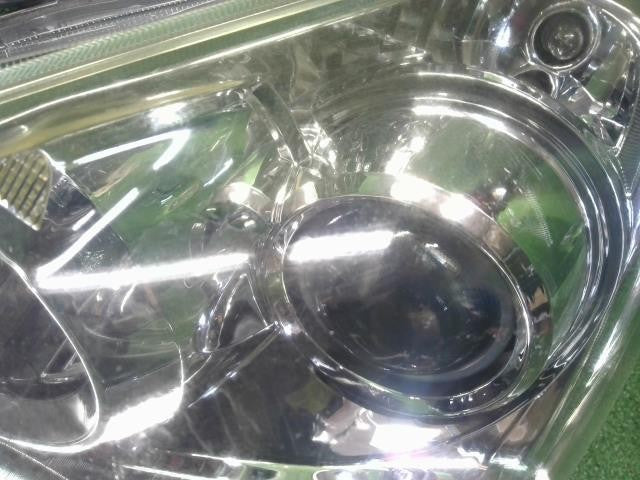 アクア DAA-NHP10 左ヘッドランプ 右ヘッドライト コイト52-244 運転席側 助手席側 81150-52E61 自社品番250083