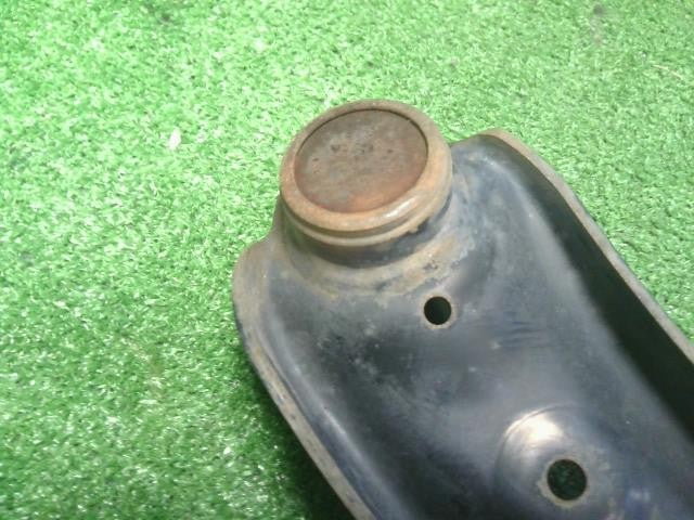 タントエグゼ DBA-L455S 左フロントロアアーム 助手席側 48069-B2041 自社品番250089