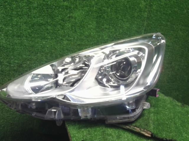 アクア DAA-NHP10 左ヘッドランプ ヘッドライト 助手席側 コイト 52-291 81150-52K40 自社品番250106