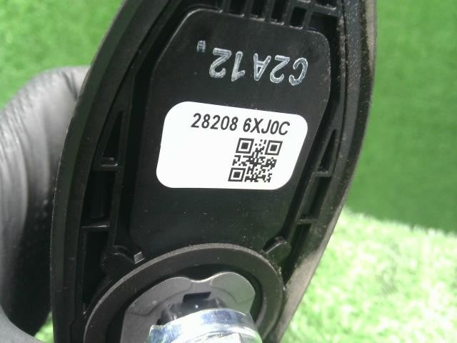 ノート 6AA-E13 日産純正 ルーフアンテナ シャークアンテナ  自社品番250111