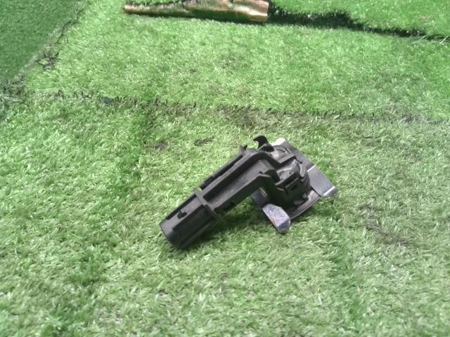 ムーヴ DBA-LA100S バックドアリクエストスイッチ  自社品番250141