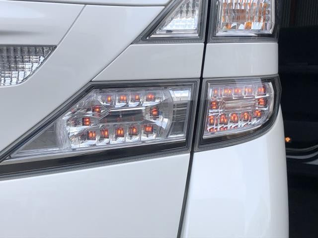 ヴェルファイア DBA-GGH25W 外側 右テールランプ テールライト 運転席側 コイト 81551-58090 自社品番250156