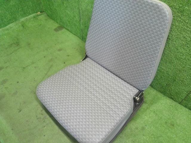 ハイゼット EBD-S211P アシスタントシート 助手席側 71440-B5010-B0 自社品番250185