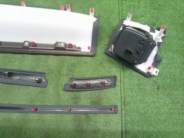 サクラ ZAA-B6AW インストルメントパネル インパネ ダッシュパネル ドリンクホルダー付  自社品番250191