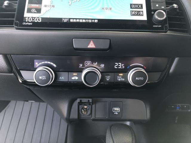 フィット 6BA-GR2 エアコンスイッチパネル オートACパネル  79610-TZD-J52ZA 自社品番250195