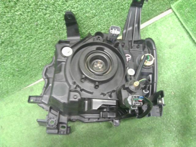 【中古】オッティ DBA-H92W 左右ヘッドランプ ライト 26060-6A02B,26010-6A02A 自社品番240772 A31