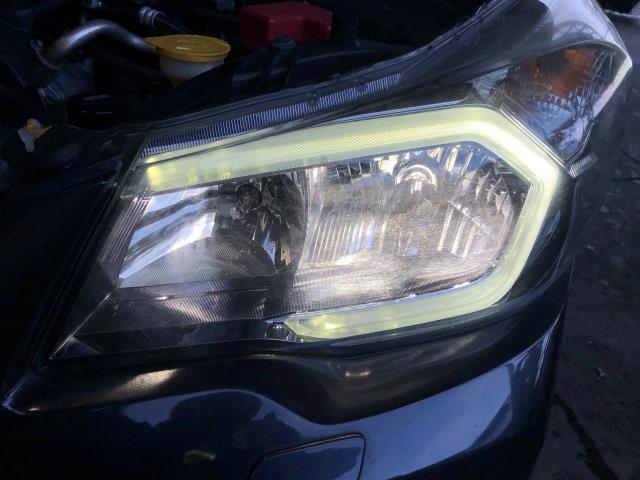 【中古】フォレスター DBA-SJG 左ヘッドランプ ライト 84002SG070 自社品番240781 61K