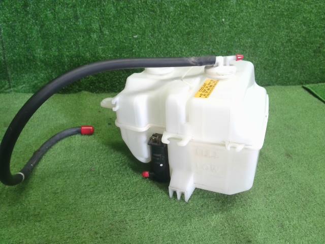 【中古】ハイゼット TE-S210P ウォッシャータンク 85330-87721 自社品番240801 W20