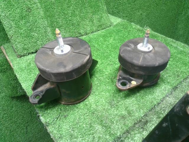 【中古】リーフ ZAA-ZE1 エンジンマウント 11320-3NF0A 自社品番250002 XBK