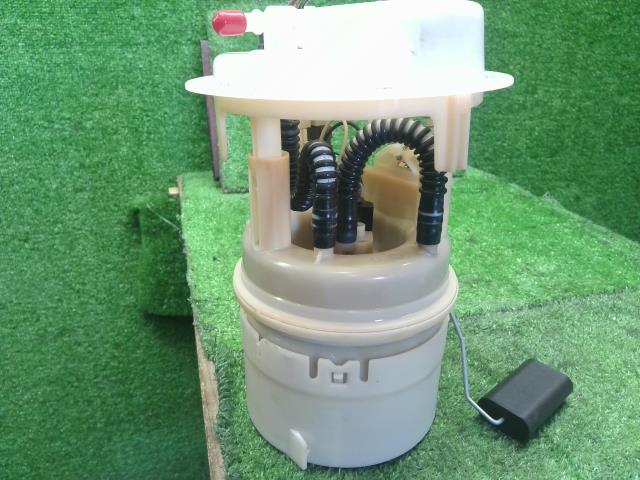 【中古】プジョー 307 GH-3EHRFJ フューエル 燃料ポンプ 自社品番250007
