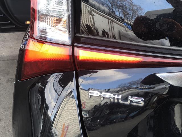 プリウス DAA-ZVW55 左テールランプ 左テールライト 助手席側 上下セット イチコ4720 81561-47470 自社品番250013