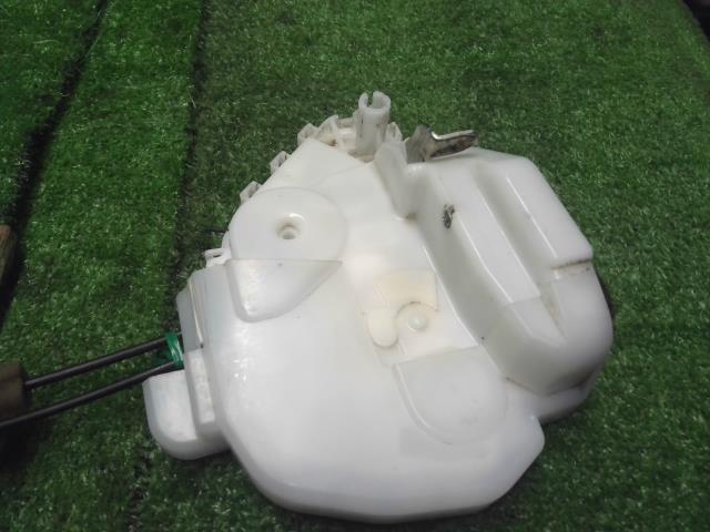 CR−Z DAA-ZF1 右フロントドアロック インナーハンドル 運転席側 72110-SZT-J02 自社品番250021