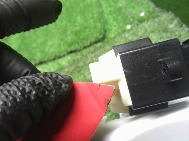 【中古】ムーヴ UA-L150S パワーウインドウ PWスイッチ 84820-B2010 自社品番250058 W16