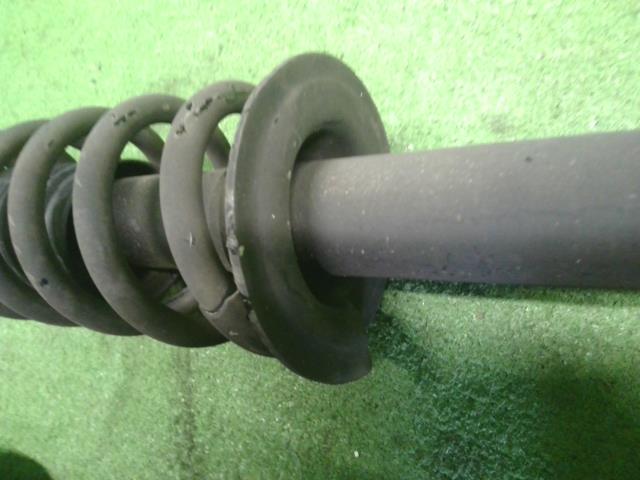 フォレスター 5BA-SK9 左リアストラット 左Rストラット 助手席側 20365SJ010 自社品番250108