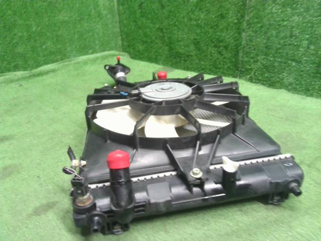 【中古】N-WGN DBA-JH1 ラジエーター 電動ファン 19010-5Z1-J01 自社品番250123 NH883P