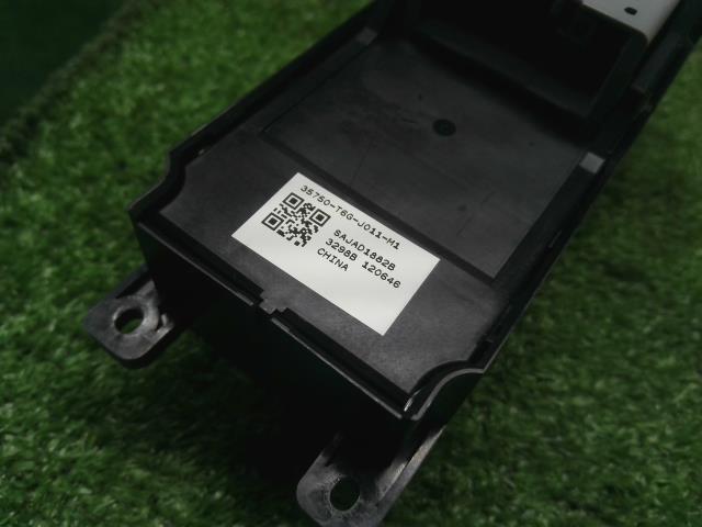 【中古】N-WGN DBA-JH1 パワーウインドウ PWスイッチ 35750-T6G-J01 自社品番250123 NH883P