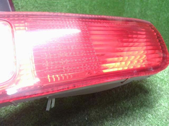 ハイゼット EBD-S331V 右テールランプ テールライト 運転席側 KOITO 220-51771 81550-B5020 自社品番250169