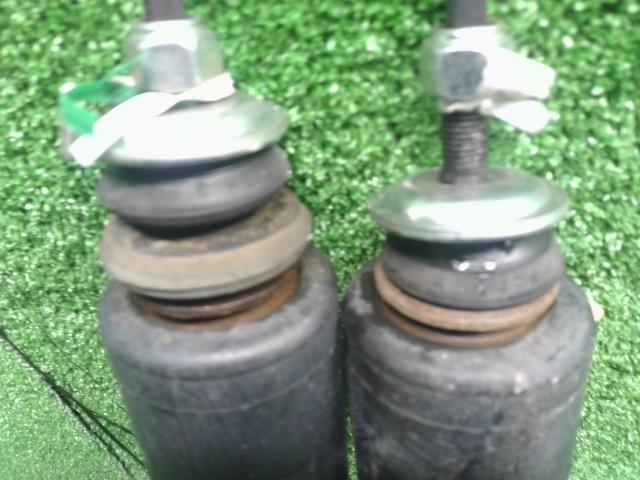 ノート ニスモ DAA-HE12 左右フロントストラット リアショック (1台分)  スプリング  E4303-1A14E  54302 1A14E 自社品番250170