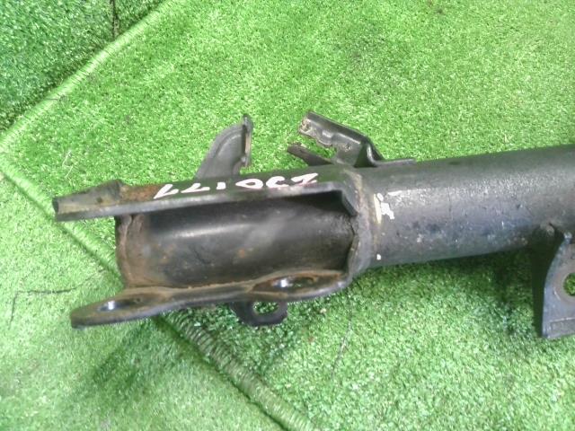 NV200バネット DBF-VM20 左フロントストラット ショック スプリング 助手席側 E4303-JX05A 自社品番250177