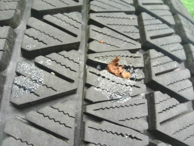 【中古】17インチ 冬 スタッドレスタイヤ 225/65R17 4本 21年製 ブリヂストン BLIZZAKDM-V3 自社品番250239