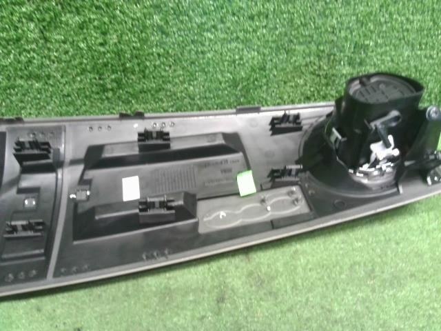 【中古】フィアット 500 ABA-31212 ダッシュパネル 自社品番250248