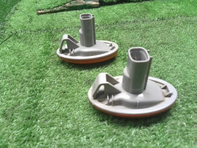 【中古】プレオ TA-RA1 左右 フェンダーマーカーウインカーランプ 84401KE000 自社品番250254 172