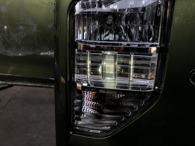 【中古】eKクロススペース 4AA-B35A 左右 フォグランプ MQ716668 自社品番250332 W37F28