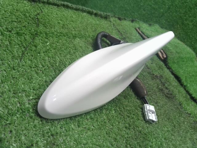 【中古】ヴェゼル DAA-RU3 アンテナ 39150-T7A-J11ZD 自社品番250358 NH788P