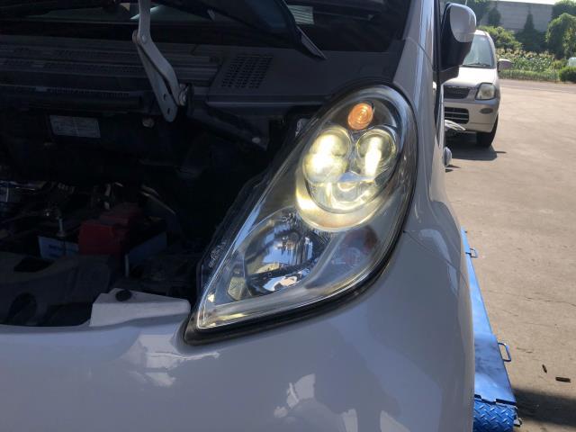 【中古】アイミーブ ZAA-HA3W 左右ヘッドランプ ライト 8301B905 自社品番250369 W13