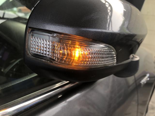 【中古】カムリ DAA-AVV50 右ドアミラー サイドミラー 87910-33A60 自社品番250372 1G3