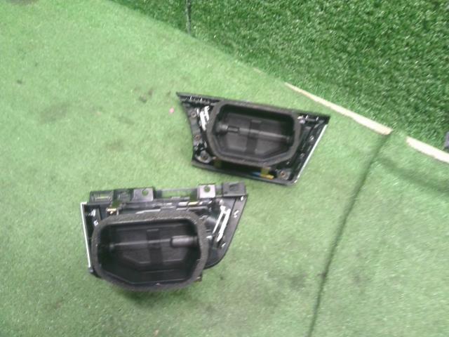 【中古】BMW 3シリーズ LDA-8C20 エアコン吹出口 パネルセット 自社品番250375