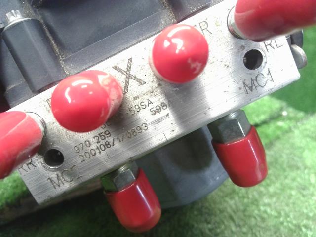 【中古】ハスラー 5AA-MR92S ABSアクチュエーター 56130-59SD0 自社品番250376 ZYW