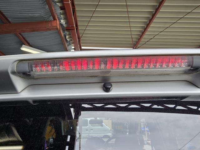 【中古】eKスポーツ LA-H81W ハイマウントストップランプ 自社品番250388 A69