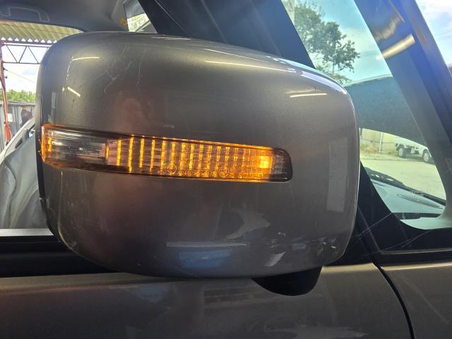 【中古】スペーシア DBA-MK32S 右ドアミラー サイドミラー 847Y1-81MV3 自社品番250442 ZVC