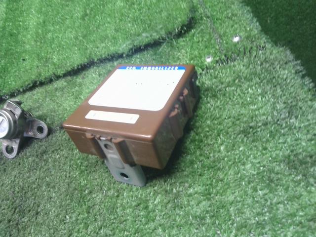 【中古】コペン ABA-L880K キーシリンダー イモビユニット コントロール 69503-97245 自社品番250446 S30