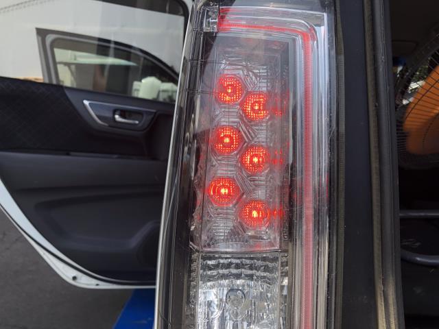 【中古】N-WGN DBA-JH2 左テールランプ 33550-T6G-J01 自社品番250454 NH624P