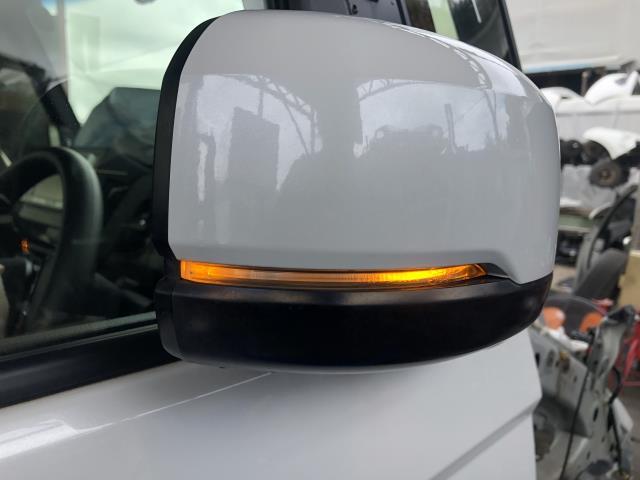 【中古】N-BOX DBA-JF4 右ドアミラー サイドミラー 76208-TTA-J11 自社品番250459 NH883P