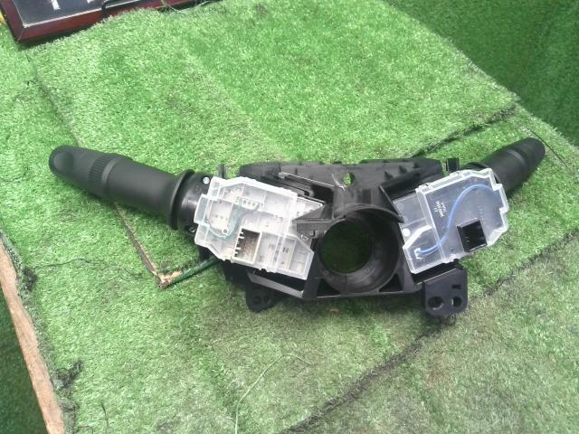 【中古】N-BOX DBA-JF4 ディマー コンビネーションスイッチ 35255-T2A-U11 自社品番250459 NH883P