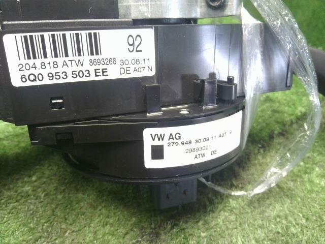 【中古】VW ポロ DBA-6RCBZ ディマー コンビネーションスイッチ 6Q0953513AJ 自社品番250499