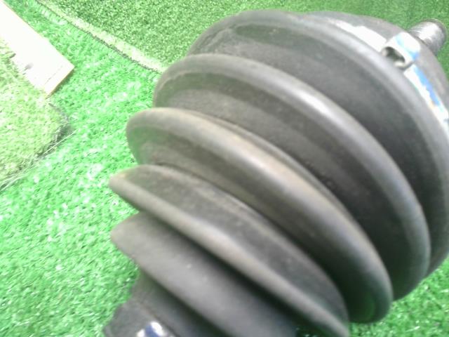 【中古】ジープ チェロキー ABA-KL24 左フロントドライブシャフト 自社品番250501