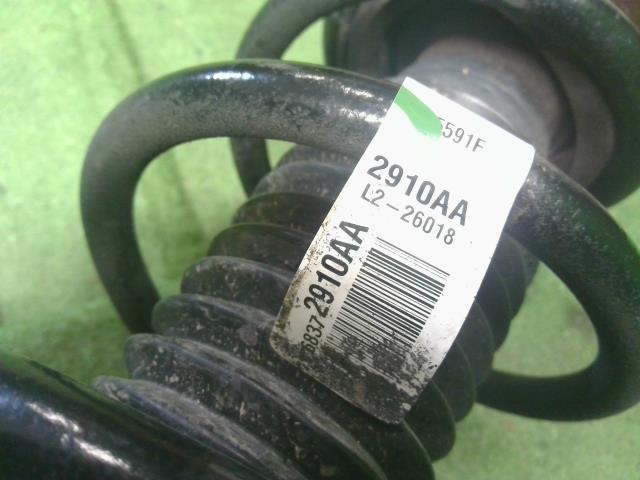 【中古】ジープ チェロキー ABA-KL24 右 フロントショック ストラット一式 ハブ ナックル 自社品番250501