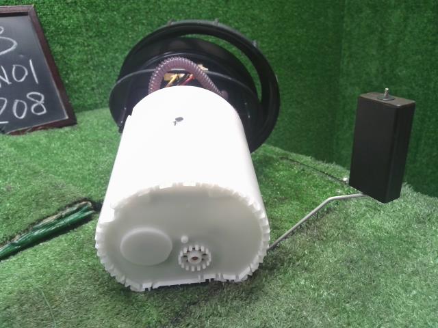 【中古】プジョー 208 ABA-A9HN01 フューエル 燃料ポンプ 自社品番250503