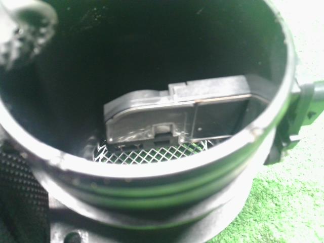 【中古】アウディ A4 DBA-8KCDN エアフロメーター 自社品番250541