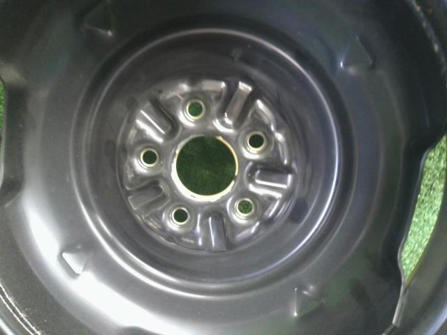 【中古】プリウス DAA-ZVW30 スペアタイヤ 16インチ 42611-20840 自社品番250554 070