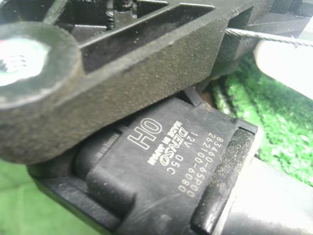 【中古】ハスラー DAA-MR41S 左フロント ドアレギュレーターモーター 83402-65P01 自社品番250570 B3W