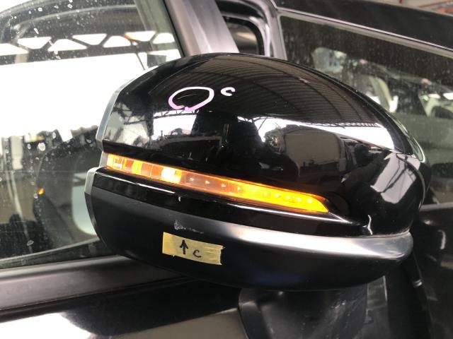 【中古】フィット DAA-GP6 右ドアミラー サイドミラー 76208-T5A-J51 自社品番250574 NH731P