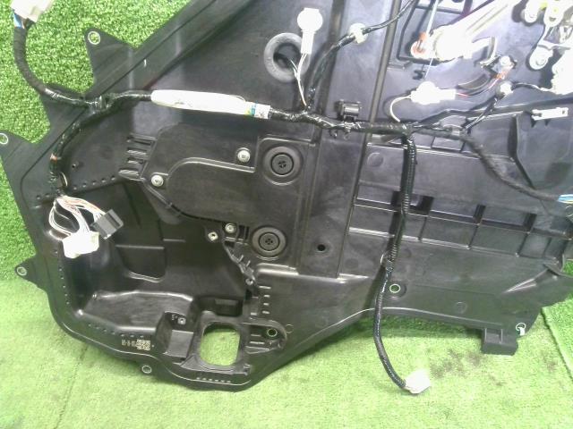 【中古】N-BOX DBA-JF3 右 リア ドアレギュレータ モーター 自社品番250579 NH875P